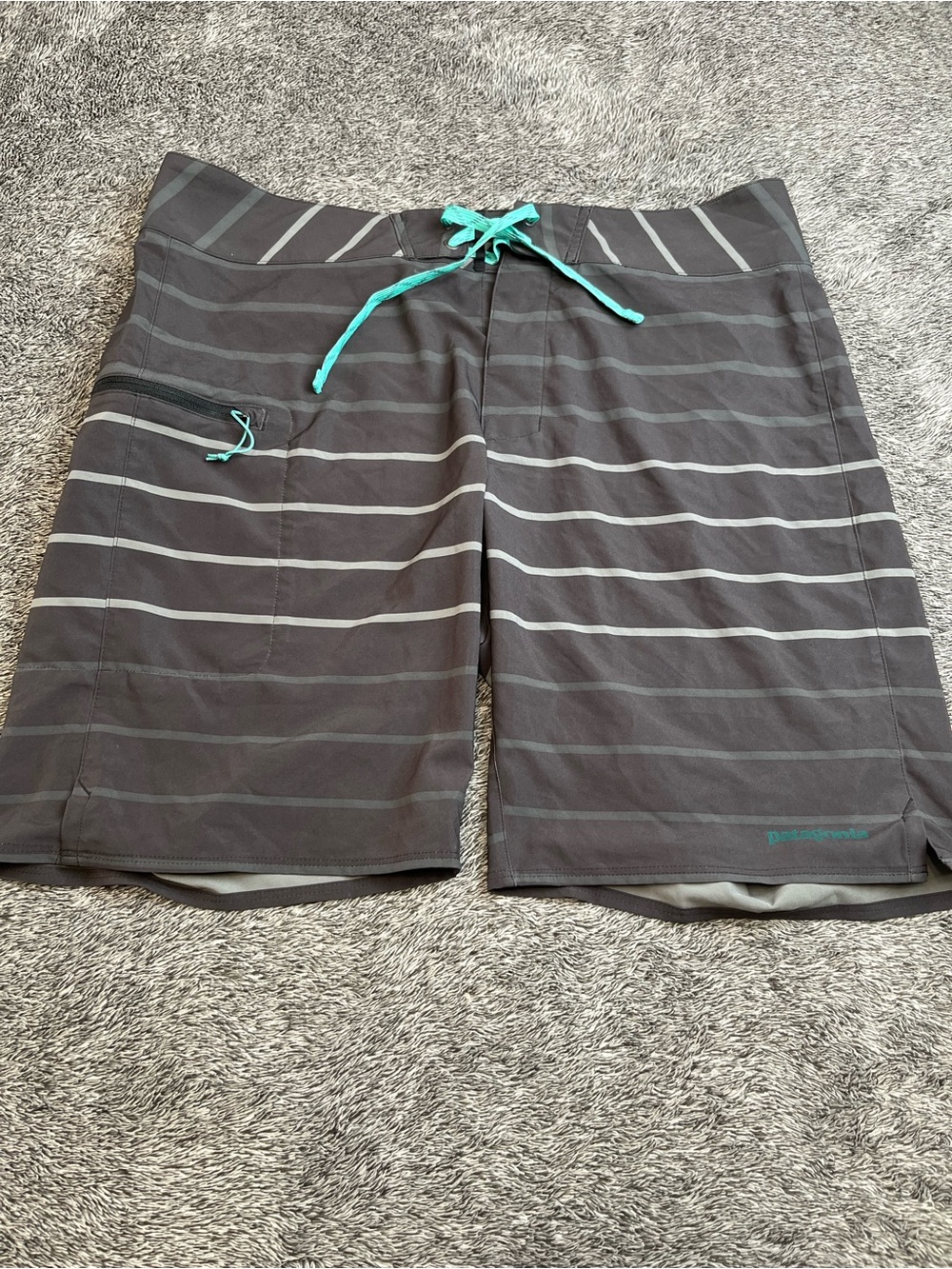 Patagonia Stretch Planing Board Shorts Mens 34 Gray Striped Swim Trunks 19"